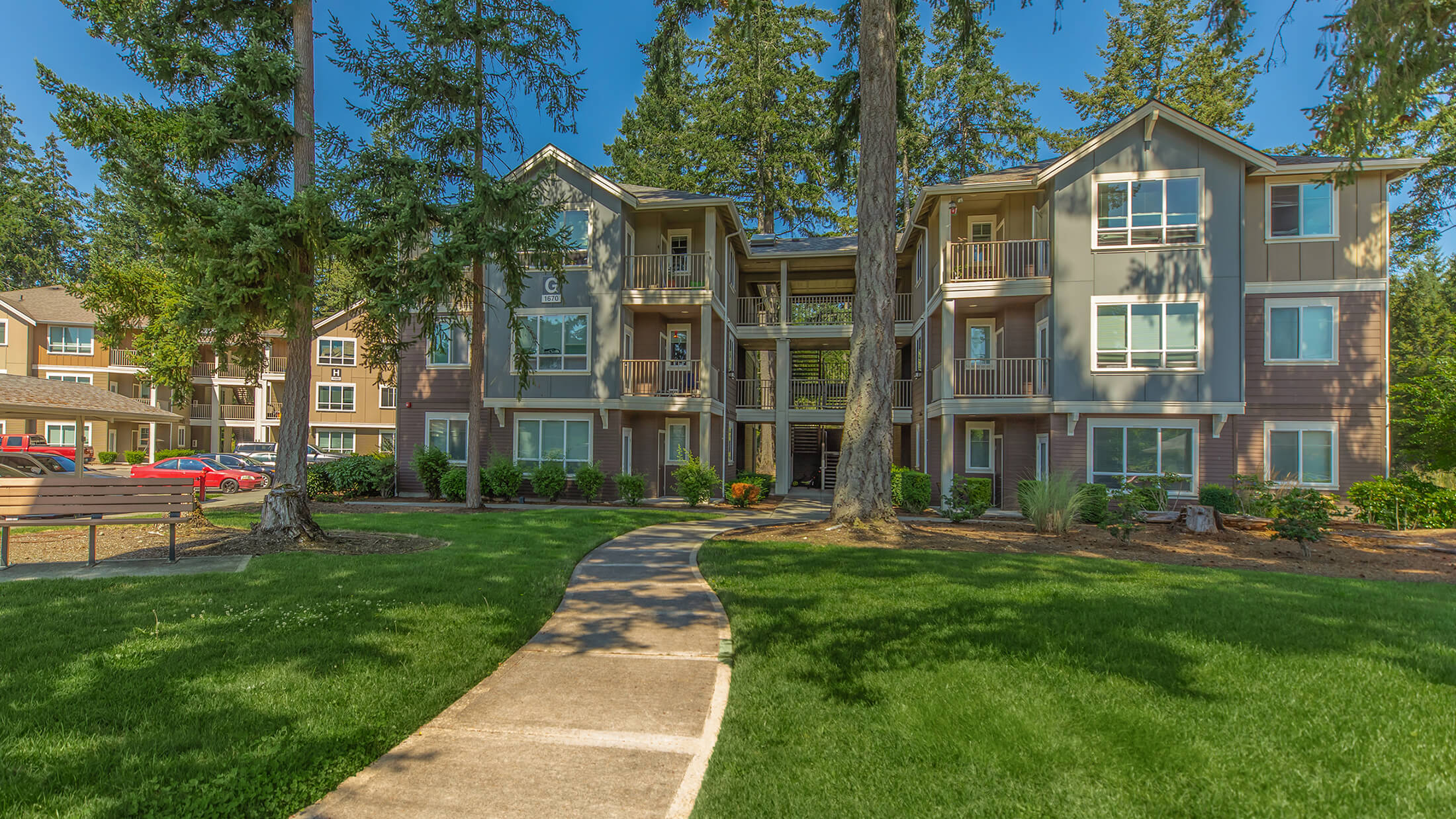 Creekside Village - Apartments in Dupont, WA